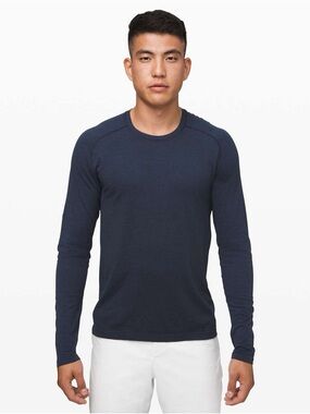 Lululemon Metal Vent Tech Long Sleeve $88 Retail